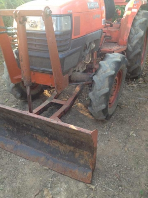 ขายรถไถ KUBOTA  L3408 พร้อมดันหน้า  165,000