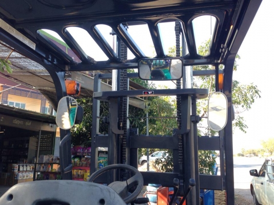 ขายโฟล์คลิฟท์ komatsu รุ่น16 ติดแก๊ส เสา3ม. 2.5ตัน ขายโฟล์คลิฟท์ komatsu รุ่น16 ติดแก๊ส เสา3ม. 2.5ตัน