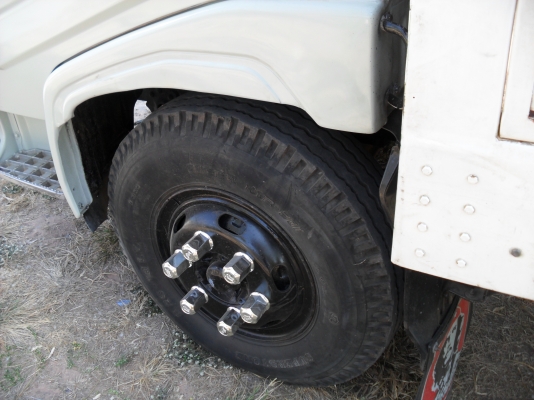 รถบรรทุก 6 ล้อกลาง รถบรรทุก 6 ล้อกลาง