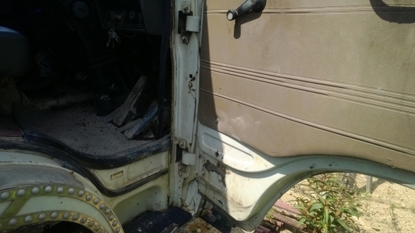 10ล้อ2เพลาดั้ม หัวเจ รถดี สีไม่สวยเครื่อง6BG1 175แรงเครื่องสวย แห้ง เบรคทิฟฟี่ พ.เพาเวอร์ ช่วงล่างสวย เล่มพร้อมภาษีไม่ขาด