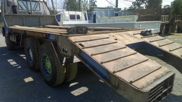 10ล้อ2เพลาดั้ม หัวเจ รถดี สีไม่สวยเครื่อง6BG1 175แรงเครื่องสวย แห้ง เบรคทิฟฟี่ พ.เพาเวอร์ ช่วงล่างสวย เล่มพร้อมภาษีไม่ขาด