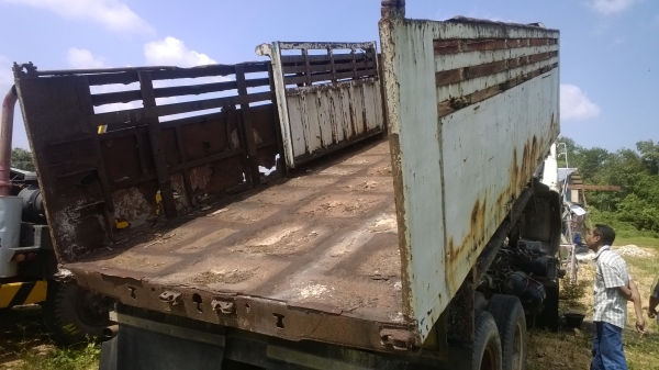 10ล้อ2เพลาดั้ม หัวเจ รถดี สีไม่สวยเครื่อง6BG1 175แรงเครื่องสวย แห้ง เบรคทิฟฟี่ พ.เพาเวอร์ ช่วงล่างสวย เล่มพร้อมภาษีไม่ขาด