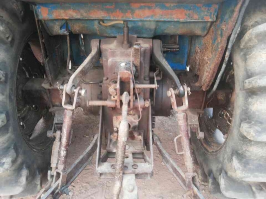 ปัญญาแทรคเตอร์มาแล้ว...จัดมาให้ครับ แชมป์ MX 6255 ตัวเปล่า ตามสภาพครับ