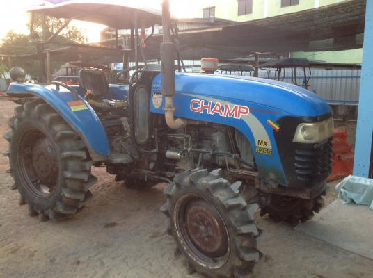 ปัญญาแทรคเตอร์มาแล้ว...จัดมาให้ครับ แชมป์ MX 6255 ตัวเปล่า ตามสภาพครับ