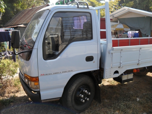 รถบรรทุก 6 ล้อกลาง รถบรรทุก 6 ล้อกลาง