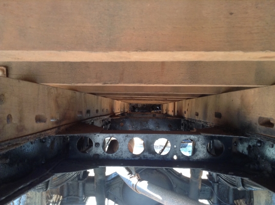 ขาย 6 ล้อ ISUZU 85 แรงม้าสภาพพร้อมใช้ เครื่องดี คัสซีสวย ยางเต็ม ทะเบียน ม.79 ชุดโอนครบทุกอย่างพร้อมโอนทั่วไทย