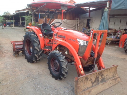 ปัญญาแทรคเตอร์มาแล้ว...จัดมาคูโบต้า L3608  โรตาลี่ตราช้างRX163 ตามสภาพครับ