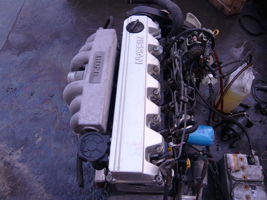 ขายเครื่องยนต์ดีเซล Nissan RD28 Auto สวยๆ