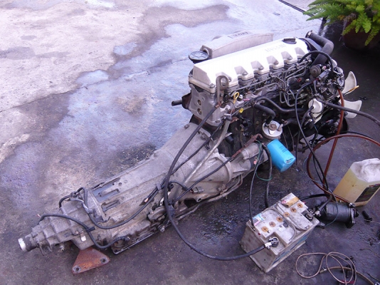 ขายเครื่องยนต์ดีเซล Nissan RD28 Auto สวยๆ