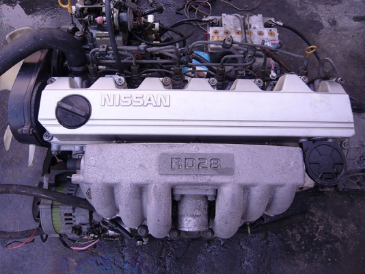 ขายเครื่องยนต์ดีเซล Nissan RD28 Auto สวยๆ