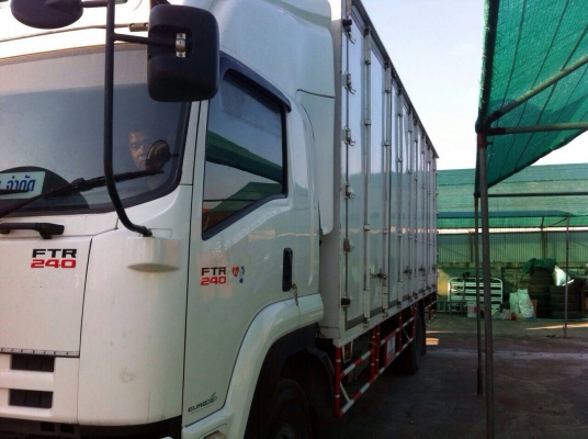 6ล้อบรรทุกตู้10บาน7.5ม.ปี55
