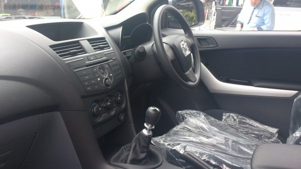 ออกรถเพียง 49,000 บาท