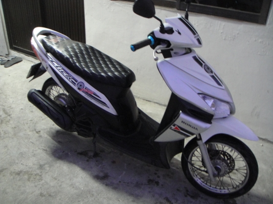 ขายHonda Click Play สีขาว-เทา ปี51