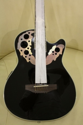 กีต้าร์โปร่งหลังเต่าไฟฟ้าฉลุ Vivid 38 นิ้ว รุ่น OV-53C มีหลายสี ของใหม่ หน้าเงาสวยมาก