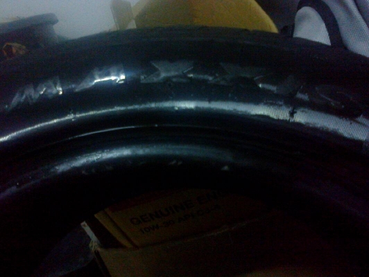 เศษยาง\% 195 50 R15ปี3810 1คู่ดอกยังพอใช้ไม่ปะไม่บวม เศษยาง\% 195 50 R15ปี3810 1คู่ดอกยังพอใช้ไม่ปะไม่บวม