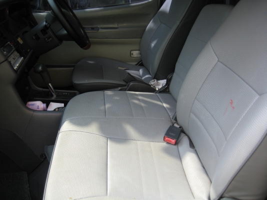 ขายรถตู้ปี 2003 vip เต็ม เบาะ 9 2jz แก๊สหัวฉีด แม็ค17 ยางดี ช่างล่างดี