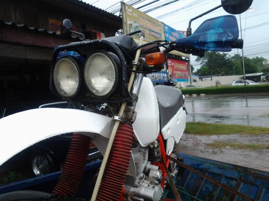 ขาย honda xlr 250  ทะเบียนโอน หรือแลกรถยนต์