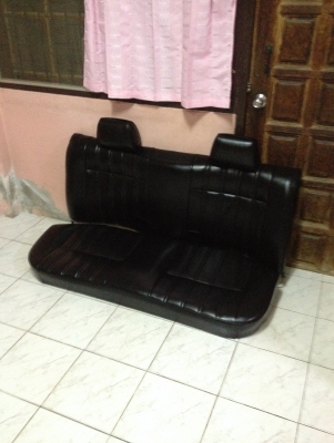 ขายเบาะหนัง ด้านหลัง2ชิ้น สีดำ BMW e30 สภาพสวย ราคา2000บาท โทร0975077464โส กทม ขายเบาะหนัง ด้านหลัง2ชิ้น สีดำ BMW e30 สภาพสวย ราคา2000บาท โทร0975077464โส กทม