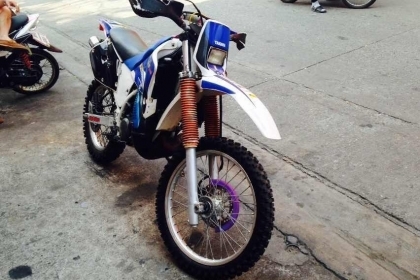 ธารนนทบุรี//ขาย yamaha dt200 เครื่องดีแรงๆ รถอินวอยท์+พรบ ราคา38,500บาท