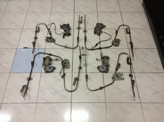 ขายชุดมอเตอร์กระจกไฟฟ้า BMW e30 1ชุด สภาพดีใช้งานได้ปกติ คู่หน้าราคา1900บาท คู่หลังราคา1900บาท ถ้าเอาทั้งชุดลดให้ ราคา3500บาท โทร0875077464โส กทม ขายชุดมอเตอร์กระจกไฟฟ้า BMW e30 1ชุด สภาพดีใช้งานได้ปกติ คู่หน้าราคา1900บาท คู่หลังราคา1900บาท ถ้าเอาทั้งชุดลดให้ ราคา3500บาท โทร0875077464โส กทม