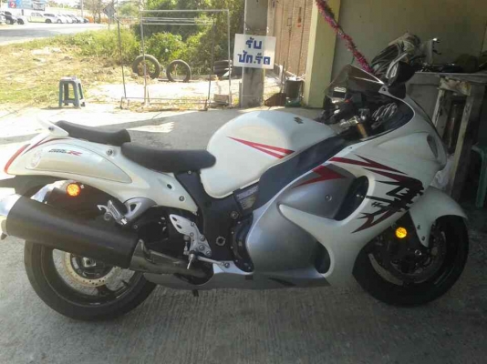 ธารนนทบุรี//ขาย suzuki hayabuza1300 ปี2008 สวยๆเดิมๆวิ่งมา8xxx  รถอินวอยท์+พรบ ราคา350,000บาท
