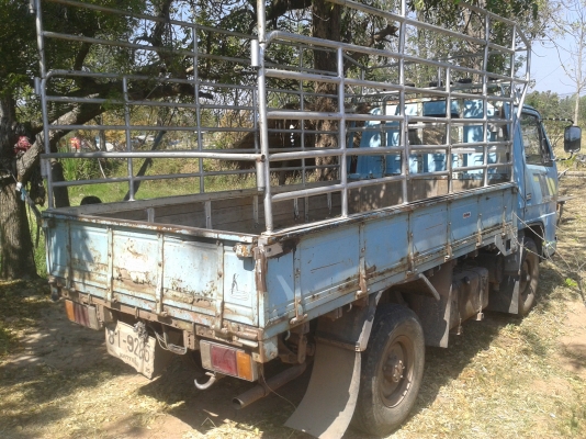 ขาย ISUZU NKR88HP เครื่องดี แคชซีสวย ขาย ISUZU NKR88HP เครื่องดี แคชซีสวย