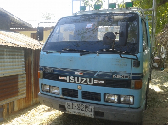 ขาย ISUZU NKR88HP เครื่องดี แคชซีสวย ขาย ISUZU NKR88HP เครื่องดี แคชซีสวย