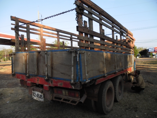 ขายรถบรรทุก 10 ล้อห้นายาวเพลาเดียว ขายรถบรรทุก 10 ล้อห้นายาวเพลาเดียว