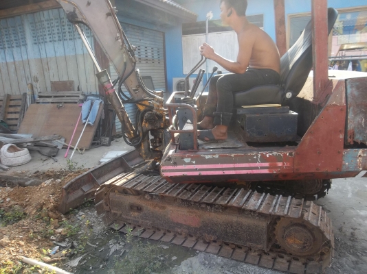 KOMATSU PC20-5 พร้อมใช้งาน