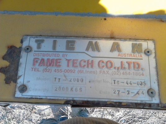 ลิฟท์ยกของท้ายรถบรรทุก (ถอดจาก6ล้อใหญ่)ราคาชุดละ25000 บาท มี3ชุด