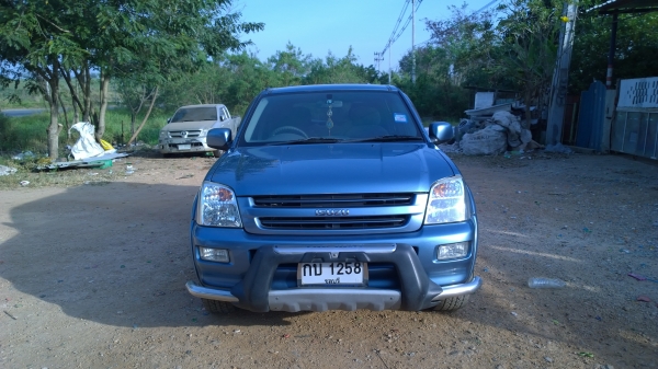 ISUZU Dmax cab4