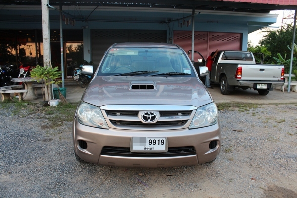 TOYOTA VIGO เครื่อง 3.0 G ปี2005 แต่งซิ่ง ทะเบียนพร้อม 350000