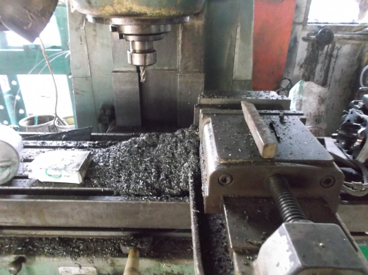 มิลลิ่งตัวใหญ่ MAZAK M 1000