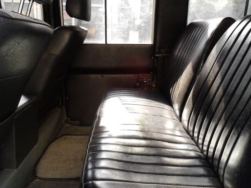 1972 Land-Rover Defender 4WD  เครื่อง Isuzu 2.5ดีเซล ลงเล่มแล้ว มีแอร์หน้า-หลัง สียังสวย