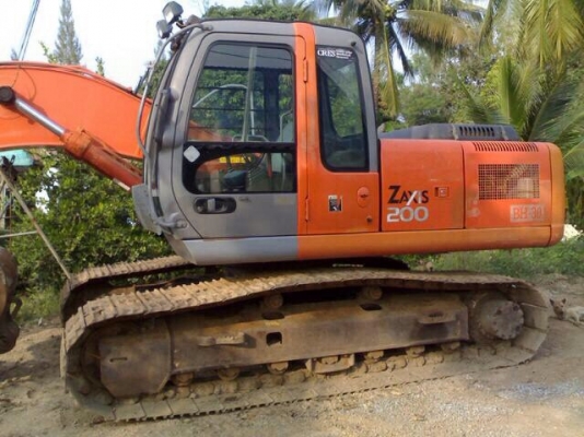 ขายด่วน HITACHI ZX 200-1  ไมล์ 9,000ชม. รถสวยพร้อมใช้งานค่ะ