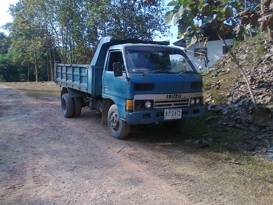 หกล้อพร้อมใช้ ISUZU KS 115 แรงม้า เครื่องดี คัสซีงาม ยางดีทุกเส้น ตัดราคาเหลือ 320,000 บาท.