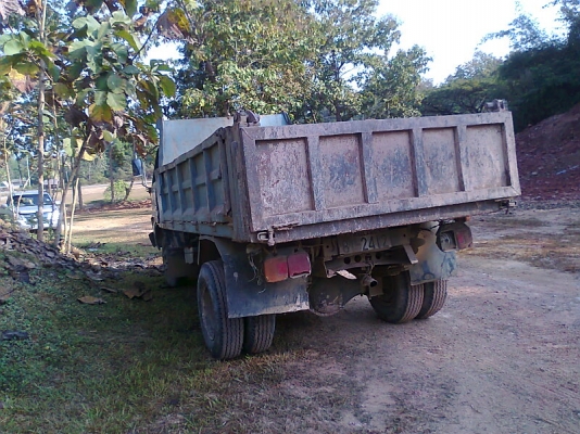 หกล้อพร้อมใช้ ISUZU KS 115 แรงม้า เครื่องดี คัสซีงาม ยางดีทุกเส้น ตัดราคาเหลือ 320,000 บาท.