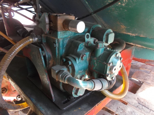 ขายรถเกี่ยวข้าวค (แพคู่) สุรชัยการช่าง&amp;ไทยเจริญการช่าง