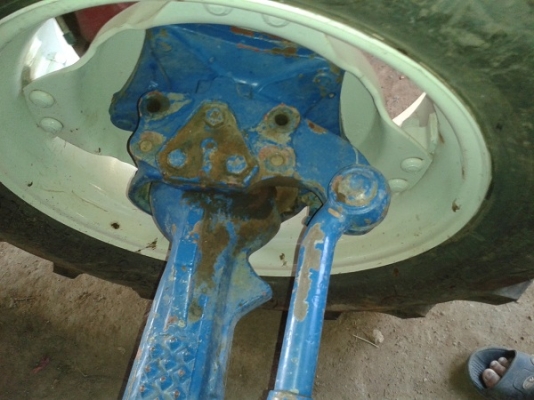 ขายแล้วขอบคุณเฮียสุรชัย กาญจนบุรีมากครับ รถไถฟอร์ด6640 2เพลา คานคาราโร่ ดุมมนรุ่นใหม่ เครื่องดี+เกียร์12X12+ท้ายธรรมดา