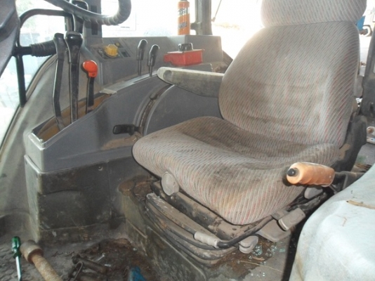 ขายแล้วขอบคุณเฮียสุรชัย กาญจนบุรีมากครับ รถไถฟอร์ด6640 2เพลา คานคาราโร่ ดุมมนรุ่นใหม่ เครื่องดี+เกียร์12X12+ท้ายธรรมดา