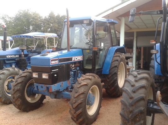 ขายแล้วขอบคุณเฮียสุรชัย กาญจนบุรีมากครับ รถไถฟอร์ด6640 2เพลา คานคาราโร่ ดุมมนรุ่นใหม่ เครื่องดี+เกียร์12X12+ท้ายธรรมดา