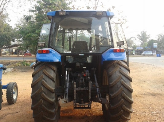 ขายรถไถฟอร์ด TS90 NEW HOLLAND เครื่องดี เกียร์24X24 ท้ายธรรมดา มีตู้สภาพสวยภายในสวยครบๆ