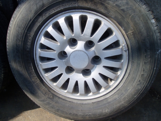 ขายล้อแม็กขอบ14พร้อมยางถูกๆใส่รถ6รู114ราคา3500 ขายล้อแม็กขอบ14พร้อมยางถูกๆใส่รถ6รู114ราคา3500