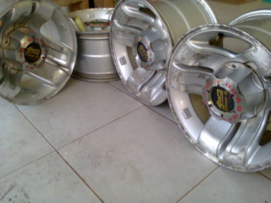 4x4 R15X8.5 ET-5 6/139   1ชุดถูกๆใช้น้อยเกือบใหม่ไม่คดดุ้ง