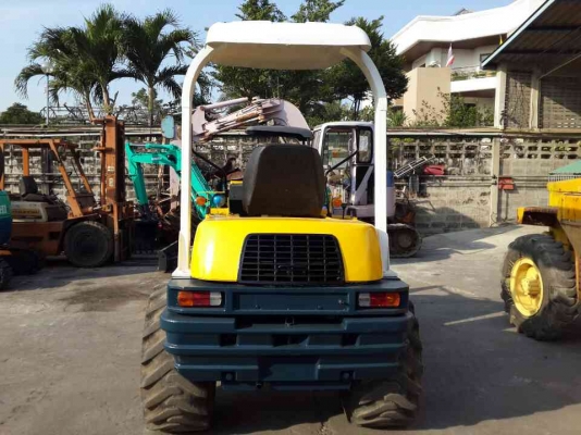 ขาย รถตัก YANMAR รุ่น V4 มือสองญี่ปุ่น ขาย รถตัก YANMAR รุ่น V4 มือสองญี่ปุ่น