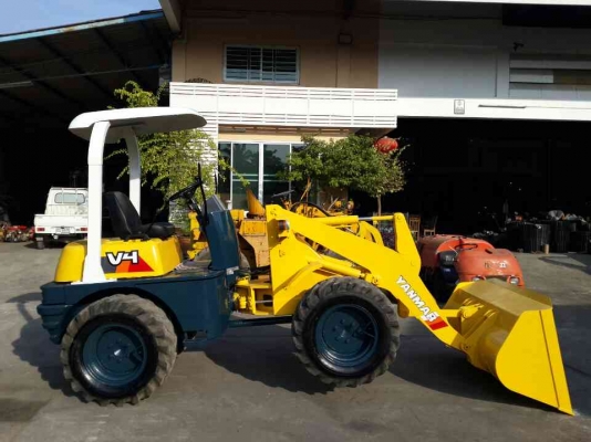 ขาย รถตัก YANMAR รุ่น V4 มือสองญี่ปุ่น