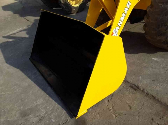 ขาย รถตัก YANMAR รุ่น V4 มือสองญี่ปุ่น ขาย รถตัก YANMAR รุ่น V4 มือสองญี่ปุ่น