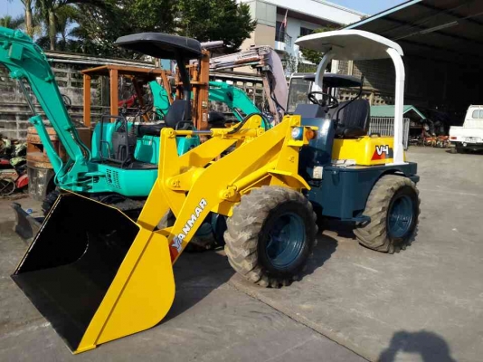 ขาย รถตัก YANMAR รุ่น V4 มือสองญี่ปุ่น ขาย รถตัก YANMAR รุ่น V4 มือสองญี่ปุ่น