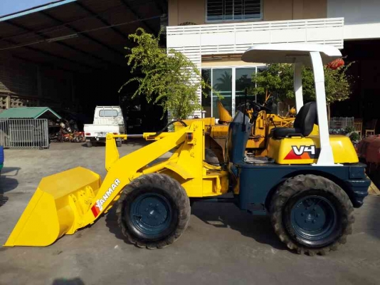 ขาย รถตัก YANMAR รุ่น V4 มือสองญี่ปุ่น ขาย รถตัก YANMAR รุ่น V4 มือสองญี่ปุ่น