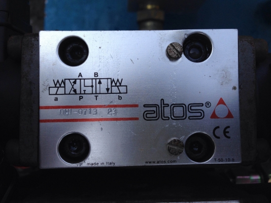 ขายปั้มน้ำมันไฮโดรลิค ขนาดมอเตอร์ 2 HP. 380 V ซาลีนอยวาล์ว 24 VDC สภาพสวยมาก พร้อมใช้งาน อุปกรณ์ครบ มี 4 ชุดครับ